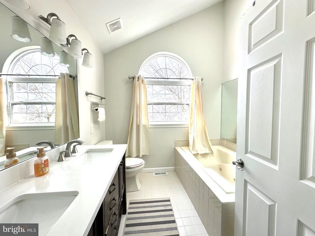 95 VANCE AVE, Sicklerville, NJ 08081