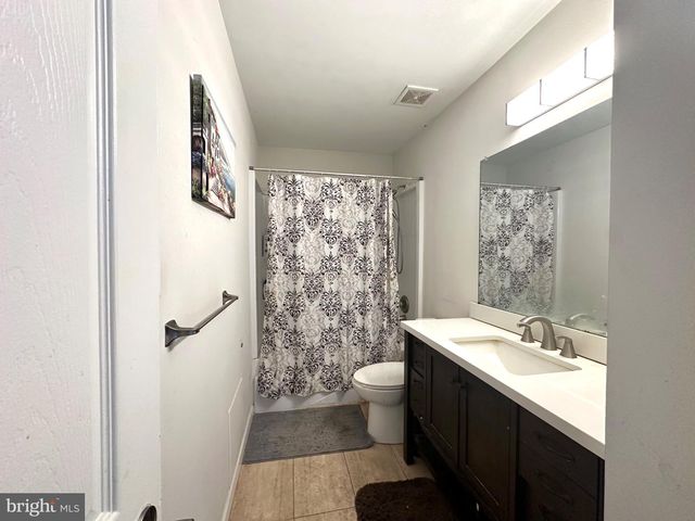 95 VANCE AVE, Sicklerville, NJ 08081