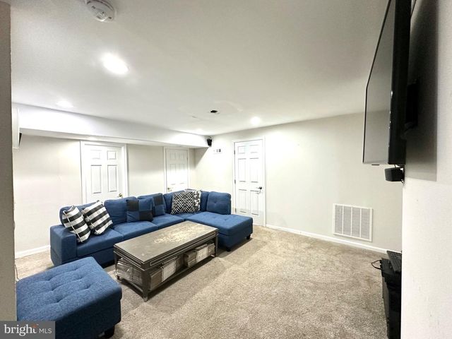 95 VANCE AVE, Sicklerville, NJ 08081