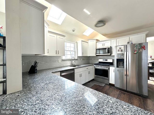 95 VANCE AVE, Sicklerville, NJ 08081