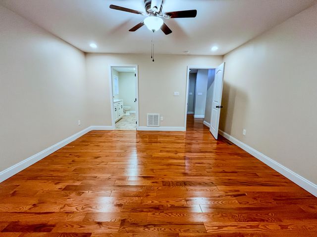 110 Lake Breeze Lane, Corbin, KY 40701