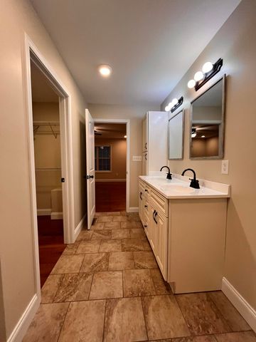 110 Lake Breeze Lane, Corbin, KY 40701