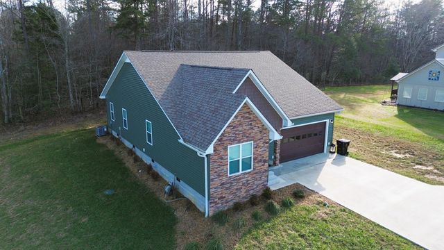 110 Lake Breeze Lane, Corbin, KY 40701