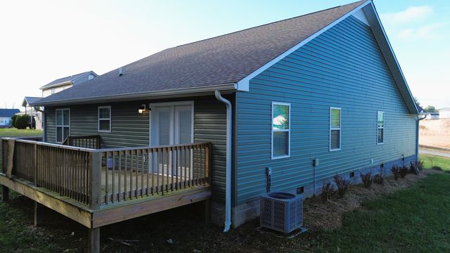 110 Lake Breeze Lane, Corbin, KY 40701
