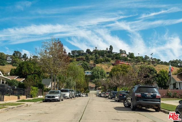 2900 Asbury Street, Los Angeles, CA 90065