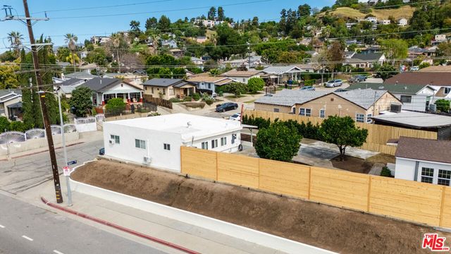 2900 Asbury Street, Los Angeles, CA 90065