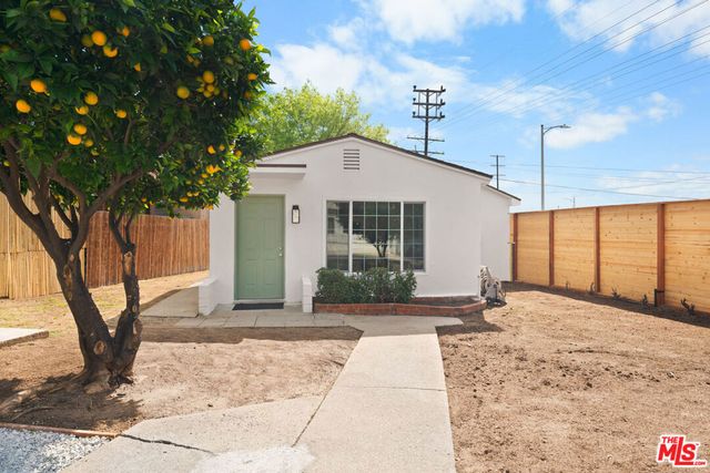 2900 Asbury Street, Los Angeles, CA 90065