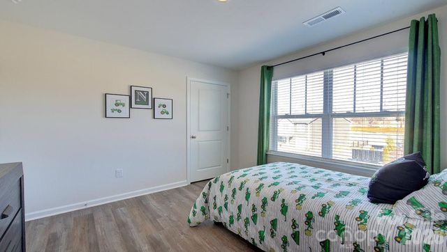 82 Cain Hollow Way, Asheville, NC 28806