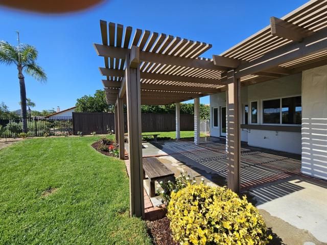 3915 Plateau Place, Escondido, CA 92025