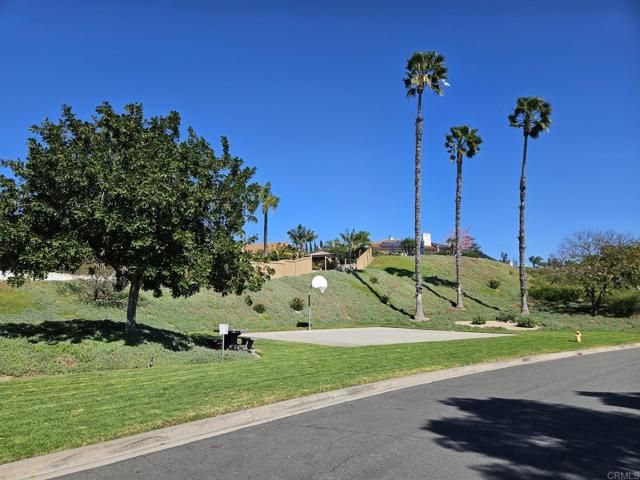 3915 Plateau Place, Escondido, CA 92025