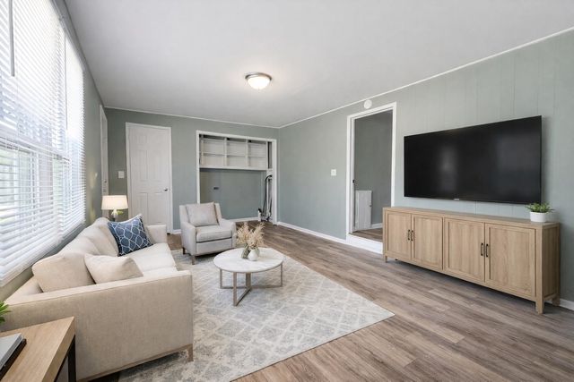 2026 N Estelle St, Wichita, KS 67214