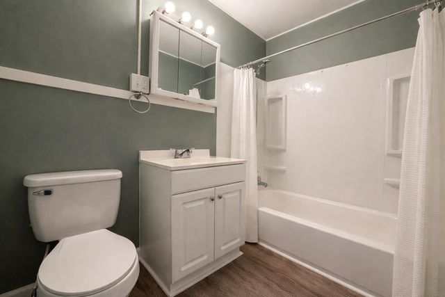 2026 N Estelle St, Wichita, KS 67214