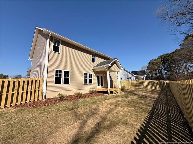 256 Elijah Way, Vass, NC 28394