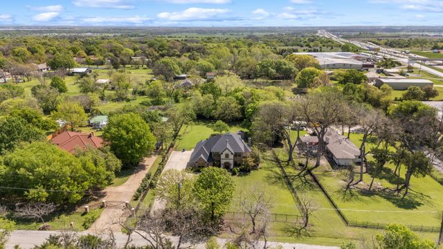 106 E Fork Road, Sunnyvale, TX 75182