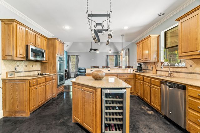 106 E Fork Road, Sunnyvale, TX 75182