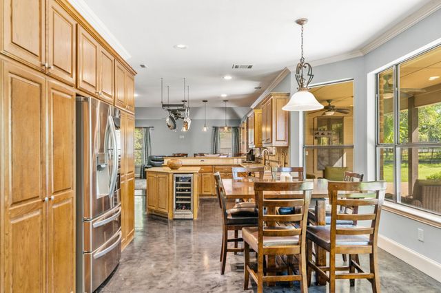 106 E Fork Road, Sunnyvale, TX 75182