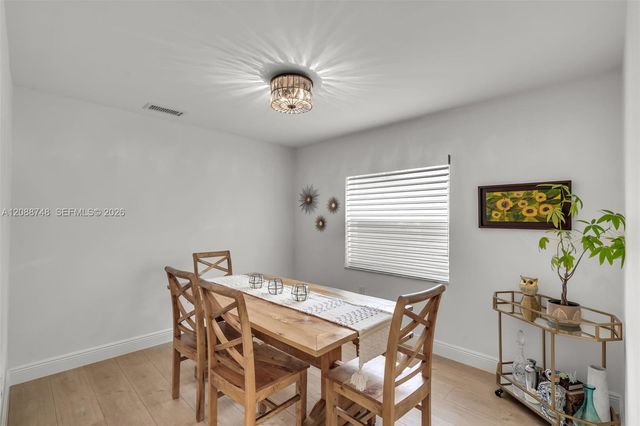 5380 NW 113th Place, Doral, FL 33178