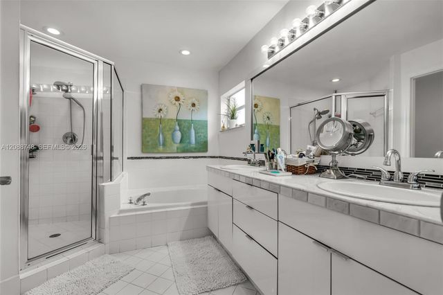 5380 NW 113th Place, Doral, FL 33178