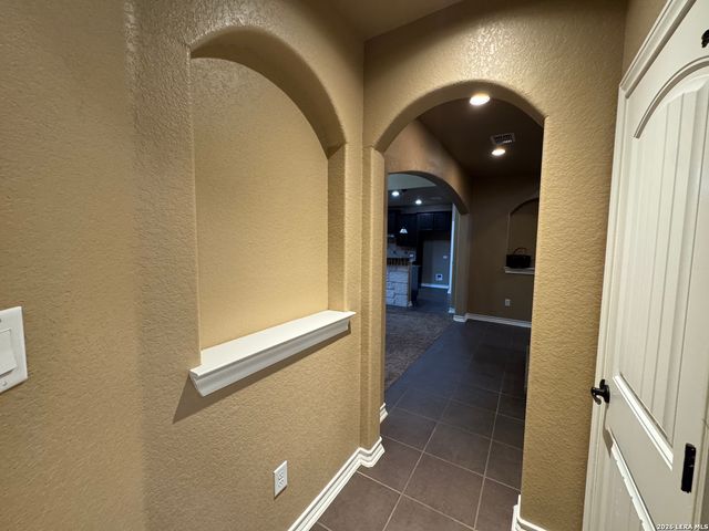 8835 Kallison Arbor, San Antonio, TX 78254