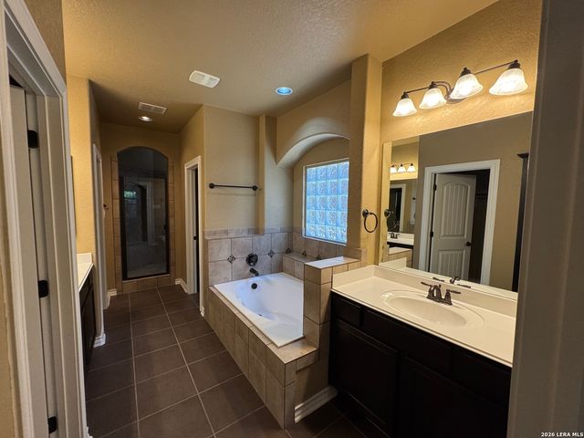 8835 Kallison Arbor, San Antonio, TX 78254