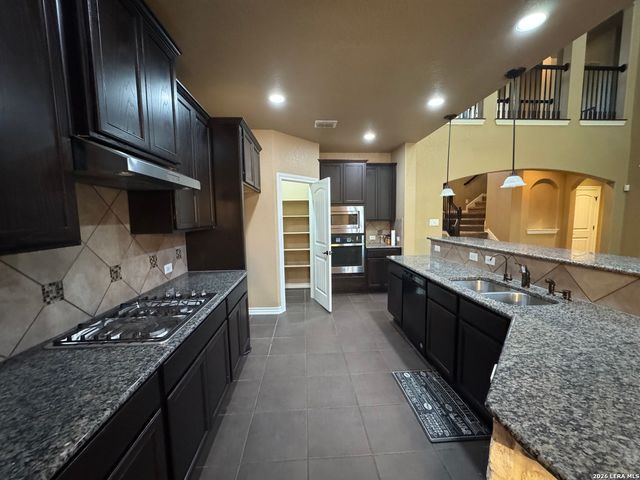 8835 Kallison Arbor, San Antonio, TX 78254