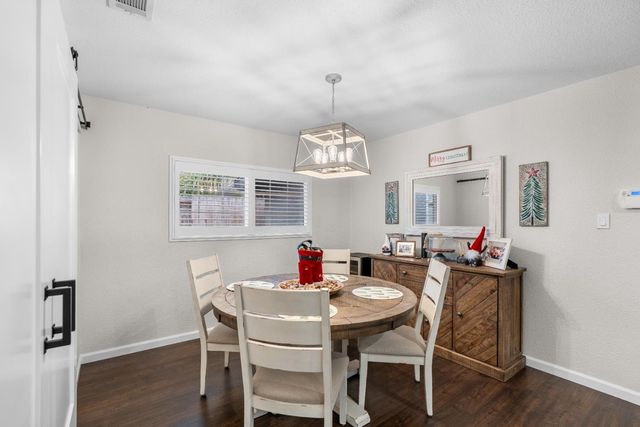 406 N Sunset Dr, Lodi, CA 95240