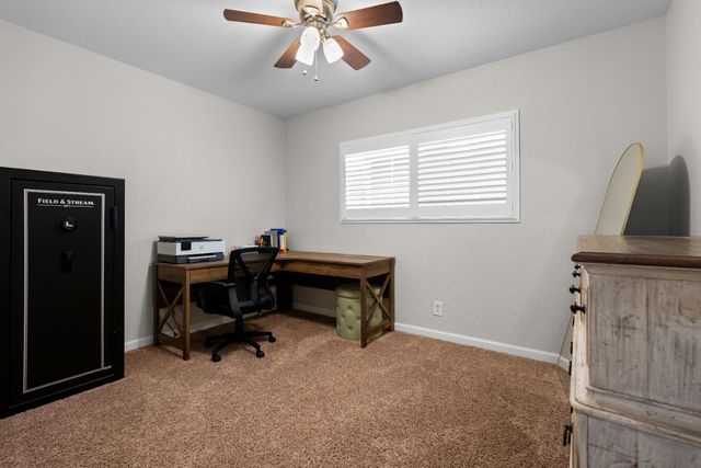 406 N Sunset Dr, Lodi, CA 95240