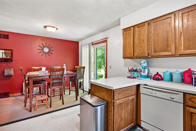 2665-67 Aberdeen Court, Fitchburg, WI 53711