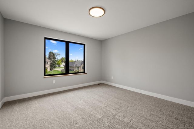 5811 Heights Drive, Sterling Heights, MI 48314