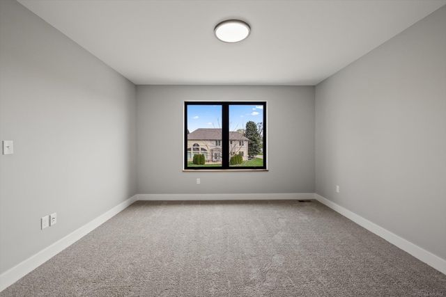 5811 Heights Drive, Sterling Heights, MI 48314