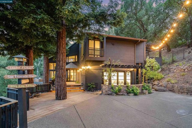 16 Valley View Ln, Orinda, CA 94563