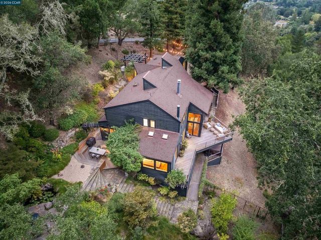 16 Valley View Ln, Orinda, CA 94563