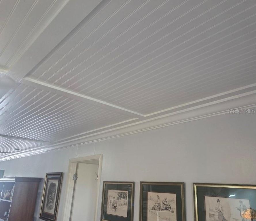 Image 4 of property listing at 3288 LAKE BAYSHORE DRIVE 523, Bradenton, FL 34205