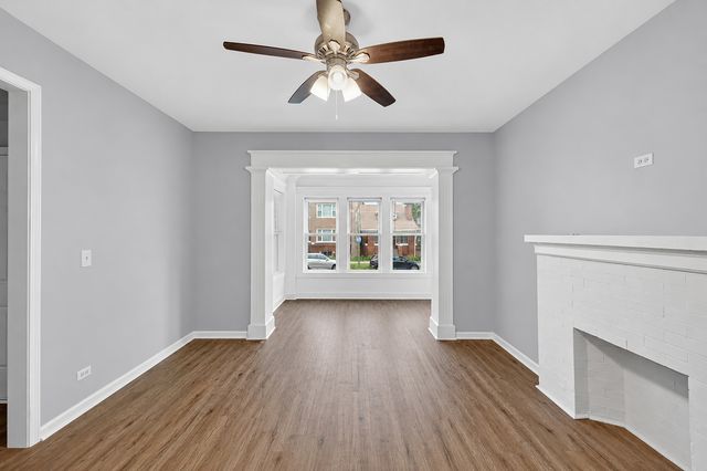 7406 S Crandon Avenue, Chicago, IL 60649