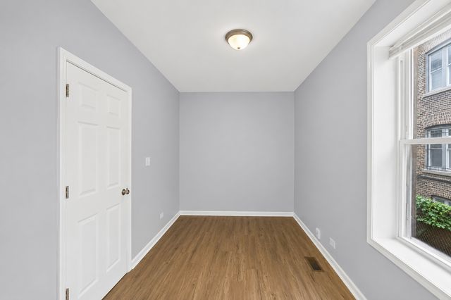7406 S Crandon Avenue, Chicago, IL 60649