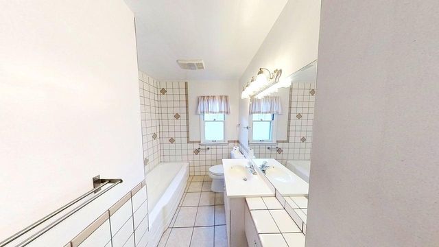 509 W Williams Street, Kankakee, IL 60901