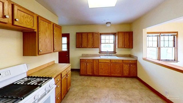 509 W Williams Street, Kankakee, IL 60901