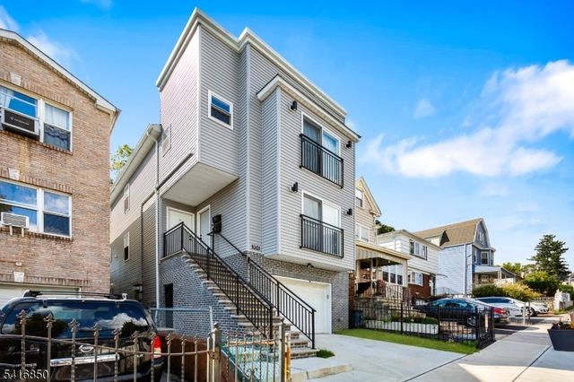 1081 18Th Ave, Newark City, NJ 07106