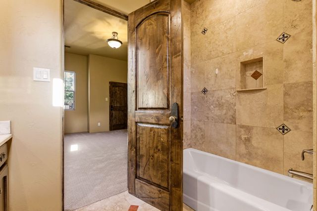 3723 Alamogordo Drive NW, Albuquerque, NM 87120
