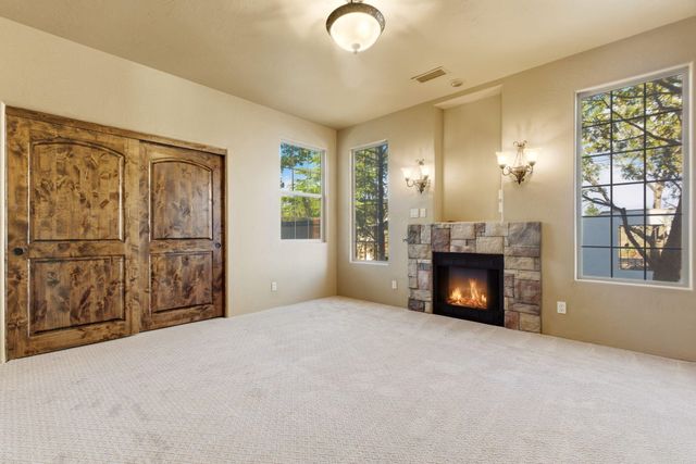 3723 Alamogordo Drive NW, Albuquerque, NM 87120