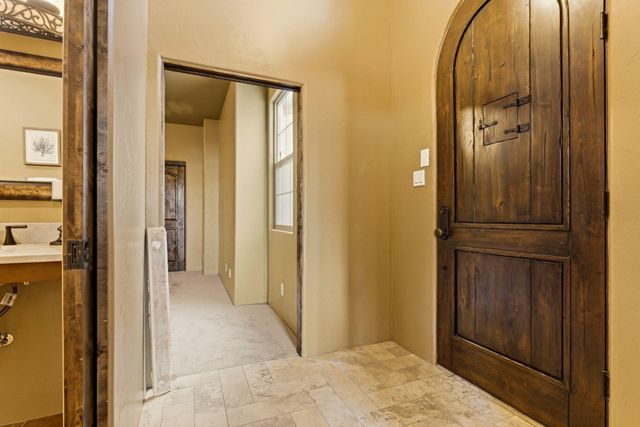 3723 Alamogordo Drive NW, Albuquerque, NM 87120