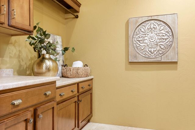 3723 Alamogordo Drive NW, Albuquerque, NM 87120