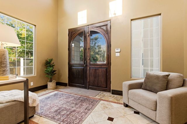 3723 Alamogordo Drive NW, Albuquerque, NM 87120