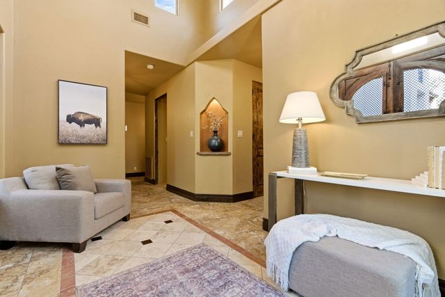 3723 Alamogordo Drive NW, Albuquerque, NM 87120