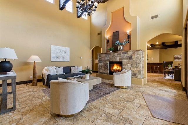 3723 Alamogordo Drive NW, Albuquerque, NM 87120