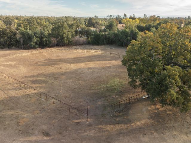 17720 Bowman Road, Cottonwood, CA 96022