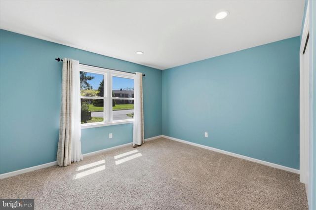 615 W ROSEDALE AVE, West Chester, PA 19382
