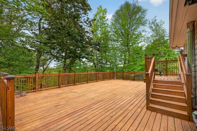 16 Columbus Rd, Sparta Twp., NJ 07871