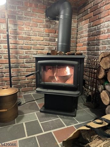16 Columbus Rd, Sparta Twp., NJ 07871