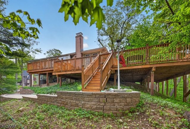 16 Columbus Rd, Sparta Twp., NJ 07871
